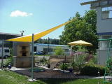 Sonnensegel in Lottstetten mit Schirm &ldquo;Belvedere&rdquo;